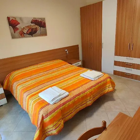 Apartament Roccaforte Bi Rosso *